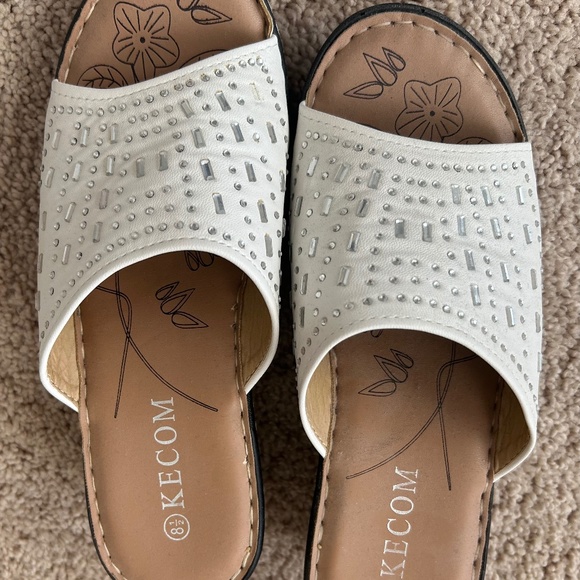 Women’s sandals - Picture 1 of 2